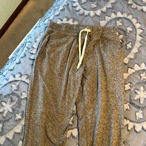 Vuori performance joggers. Like new. Size XS